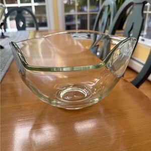 Vintage Indiana Glass Tinted Pale Green Glass Bowl